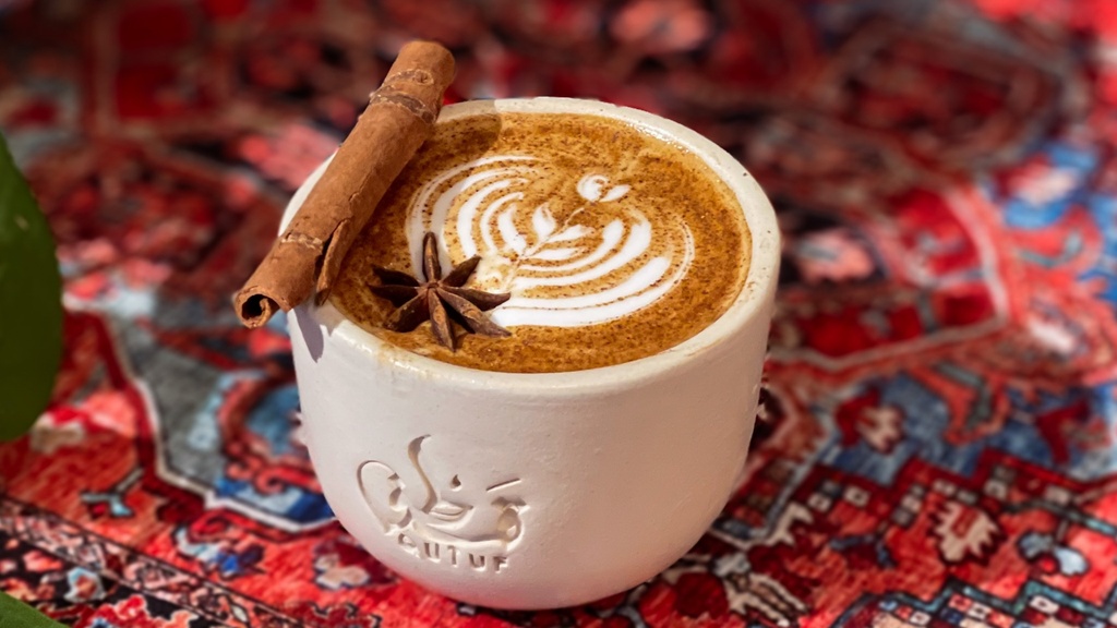 CINNAMON LATTE - لاتيه القرفة