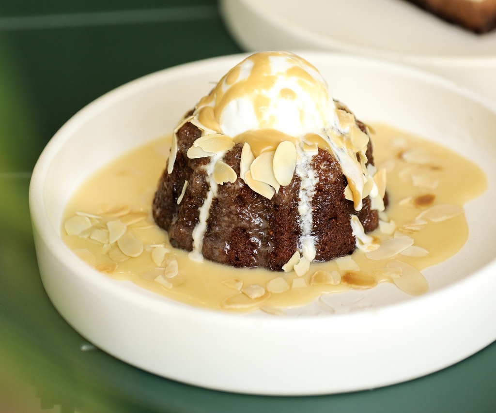 Date cake - كيكة التمر 